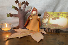 Load image into Gallery viewer, Autumn King or Queen