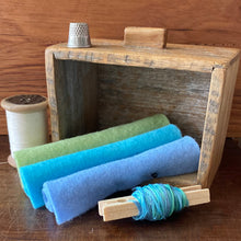 Load image into Gallery viewer, Hand dyed 100% wool felt -Sea breeze felt packs