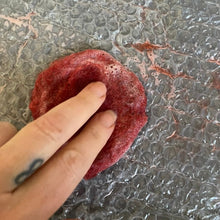 Load image into Gallery viewer, Toadstool wet/dry felting kit