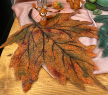 Load image into Gallery viewer, Maple leaf wet felting starter pack