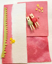 Load image into Gallery viewer, Spring Felt House kit with flower base
