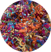 Load image into Gallery viewer, Hand dyed 100 % wool beads