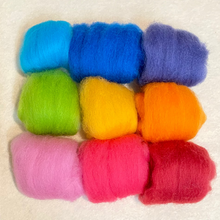 Load image into Gallery viewer, 100% Corriedale wool roving starter packs