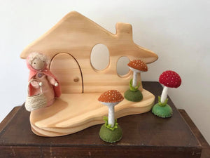 Toadstool kit makes 3 toadstools (version 1)