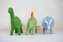 Load image into Gallery viewer, Brontosaurus dinosaur kit