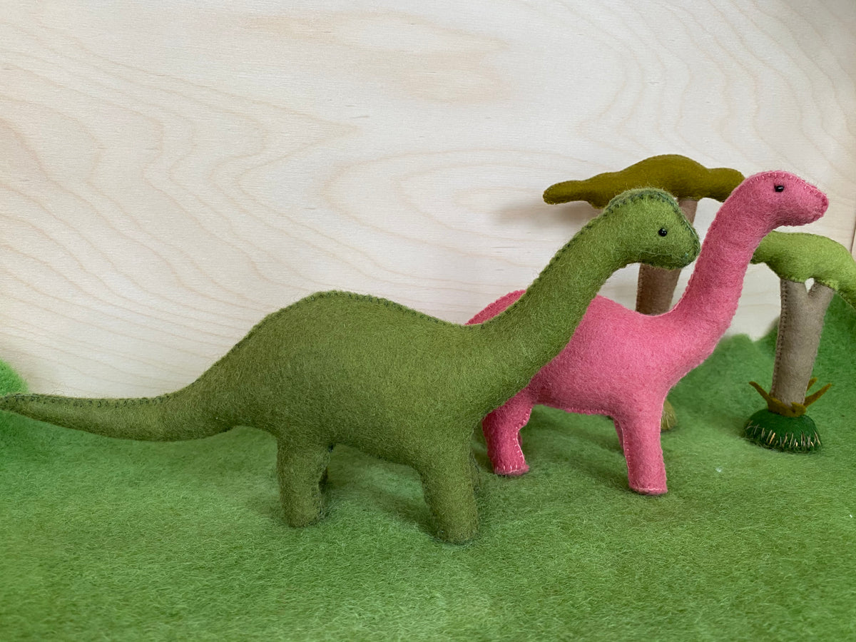 Brontosaurus dinosaur kit – Purely Felt Craft