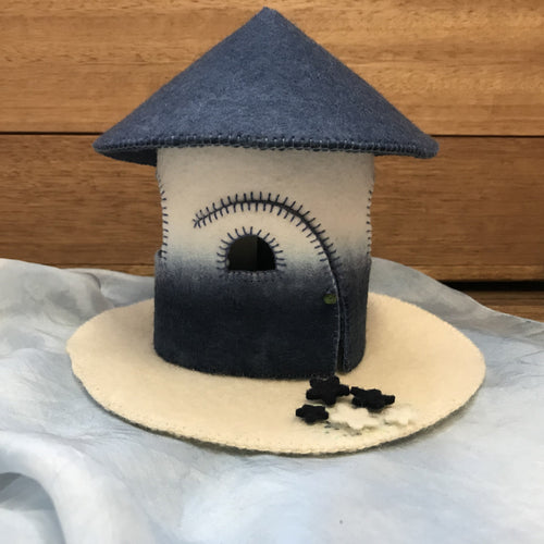 Winter felt house kit