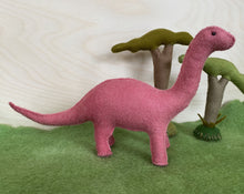 Load image into Gallery viewer, Brontosaurus dinosaur kit