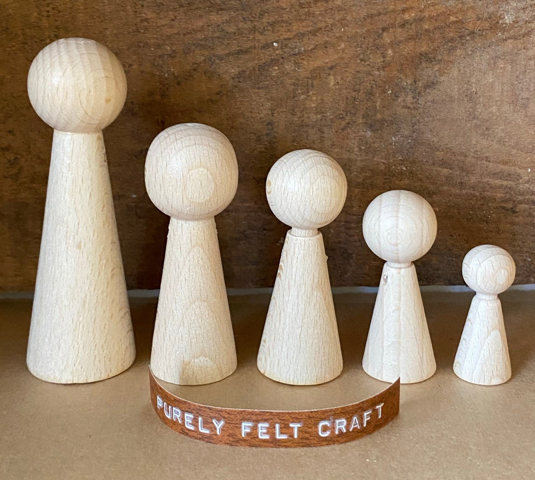 Wooden peg dolls